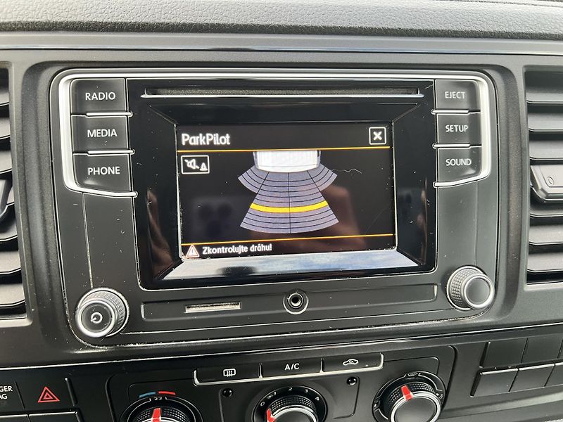 Volkswagen Transporter 2.0TDI 75KW,9MÍST,TZ,KLIMA,1MA - fotka 37 z 37