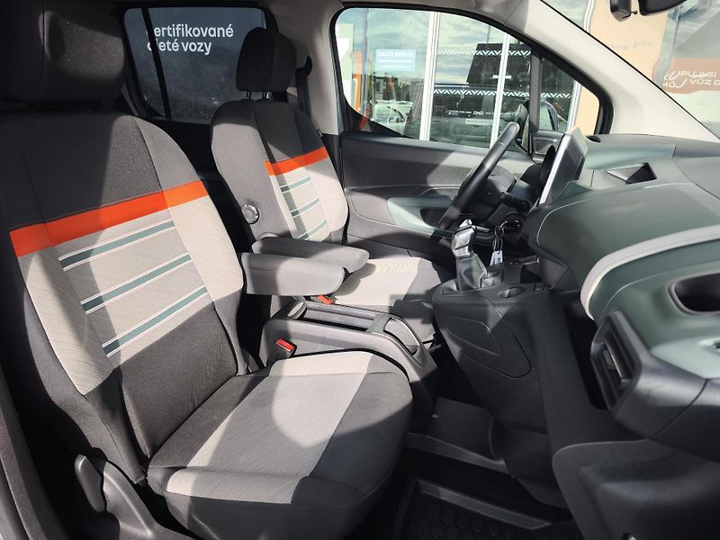 Citroën Berlingo 2019 ČR 1.5 BlueHDI 75kW Feel - fotka 18 z 33