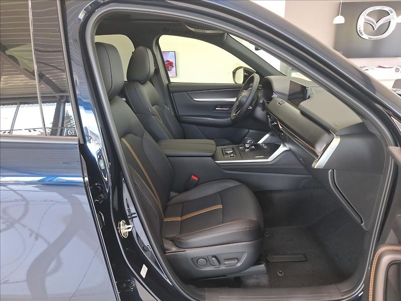 Mazda CX-60 (2026) 3.3 D 254k AWD AT8 HOMURA PLUS - fotka 6 z 18