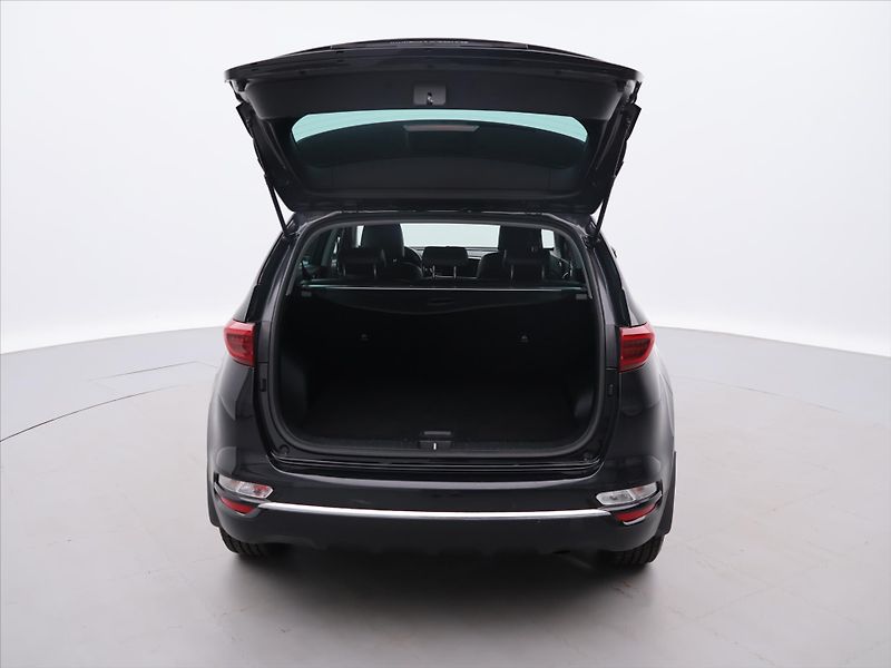 Kia Sportage 1,6 T-GDi 130kW 4x4 Exclusive - fotka 9 z 28