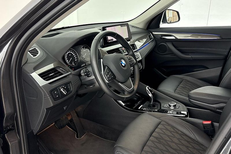 BMW X1 xDrive20i - fotka 6 z 23