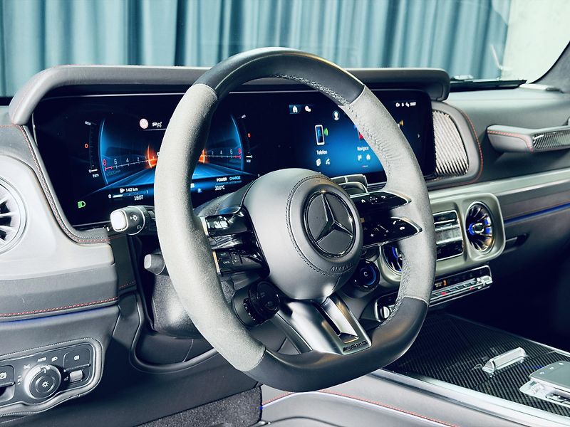 Mercedes-Benz Třídy G (2024) G63 CZ AMG CARBON PERFORMANCE  - fotka 19 z 41
