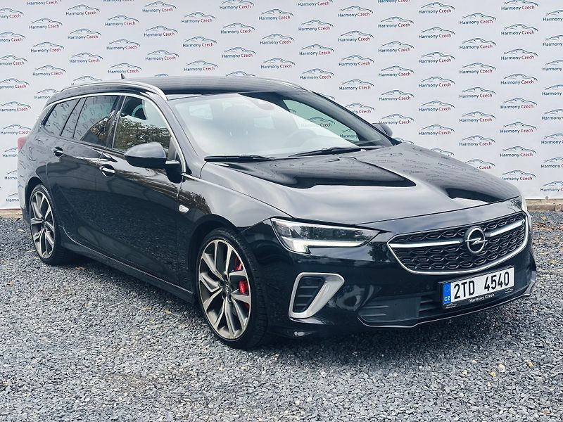 Opel Insignia (2021) 2.0GSI Sport 169kW, AWD, AT9 - fotka 1 z 16