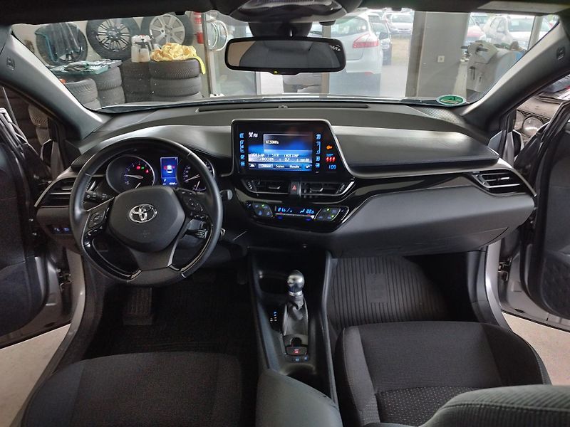 Toyota C-HR (2017) 1,2I,85KW,AUTOMAT,4X4,ALU,LED - fotka 22 z 34