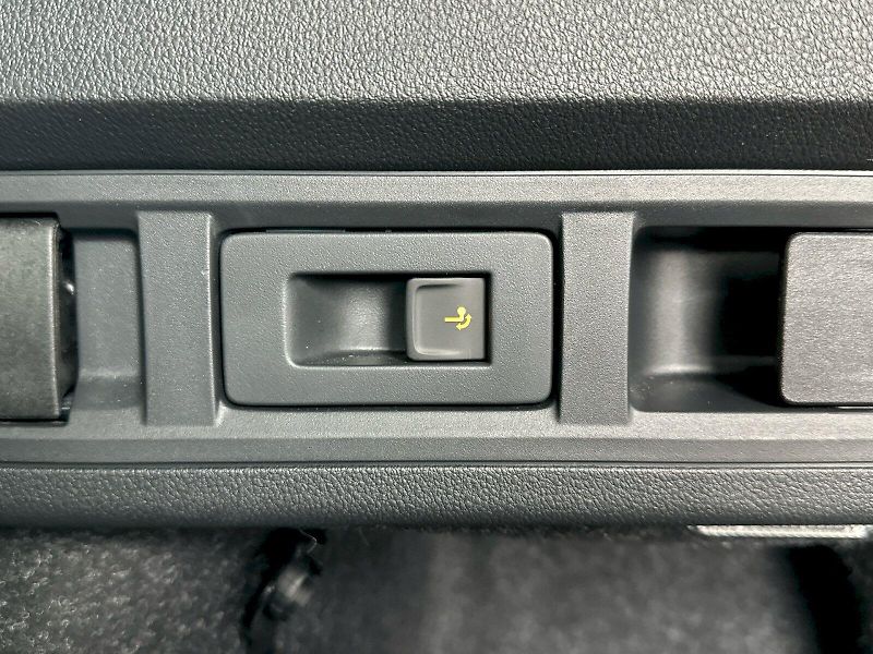 Škoda Octavia (2025) Combi 1.5TSI 110kW Exclusive S - fotka 34 z 36