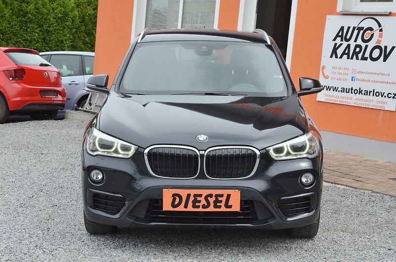 BMW X1 (2015) sDrive 18d 110kW SPORT / LED - fotka 2 z 39