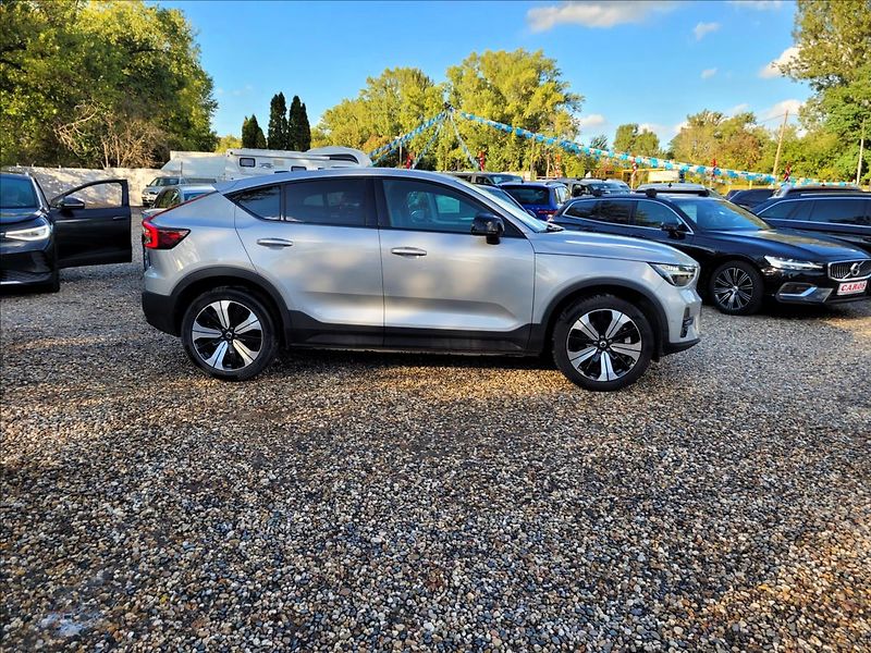 Volvo C40 0,0 Recharge Ultimate SOH 90,3 - fotka 4 z 50