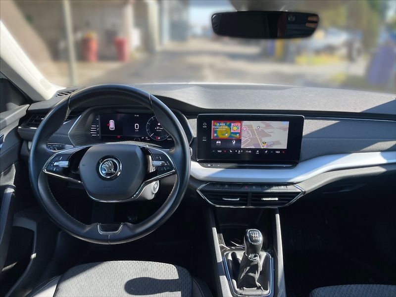 Škoda Octavia 2,0 TDI 85 Ambition - fotka 9 z 11