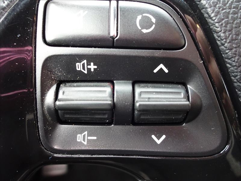 Kia Ceed 1,6 CRDi 100kW GT LINE - fotka 41 z 50