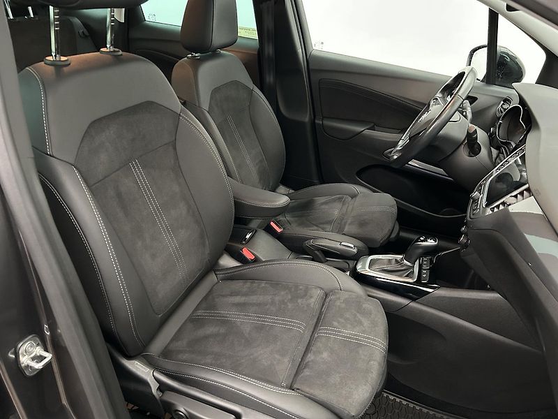 Opel Crossland 1.2 TURBO Ultimate - fotka 13 z 28