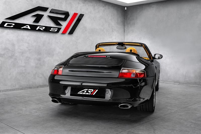 Porsche 911 Carrera 996.2 Cabrio - fotka 8 z 21