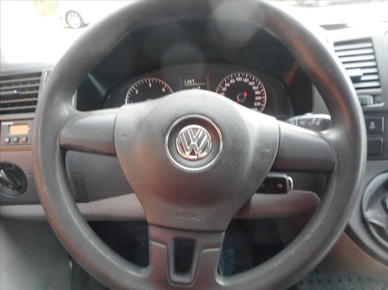 Volkswagen Transporter 2,0 TDi 4Motion - fotka 11 z 23