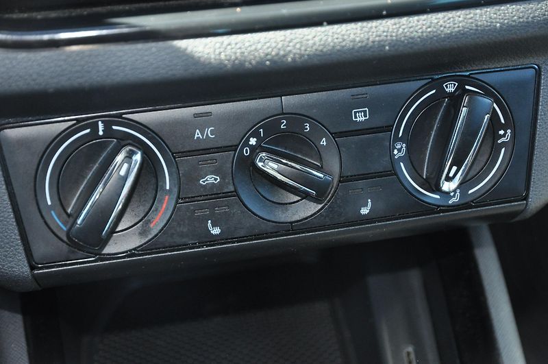 Škoda Scala 1.0TSi 85kW Style - fotka 13 z 18