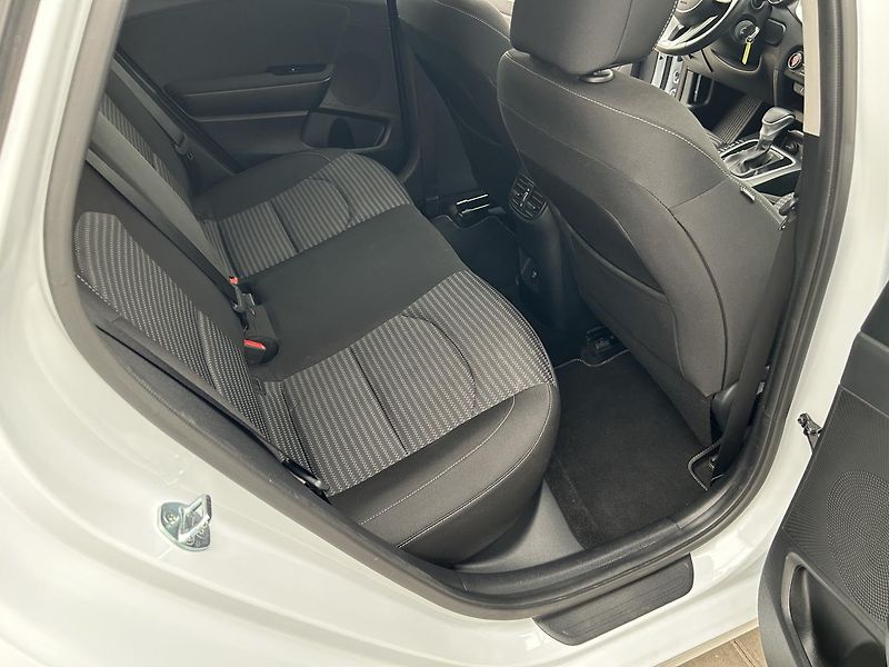 Kia Ceed 1.5 T -GDI TOP - fotka 22 z 25