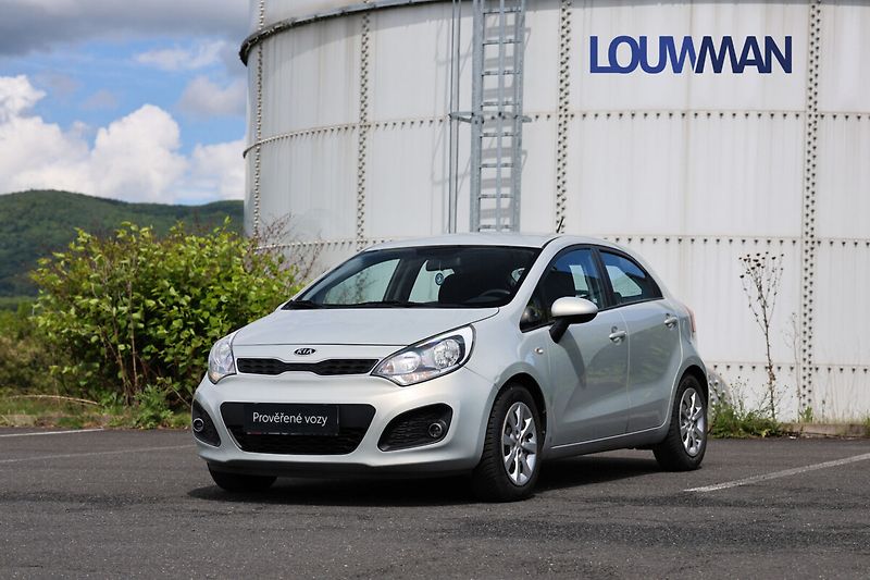 Kia Rio 1.4 DOHC - fotka 1 z 21