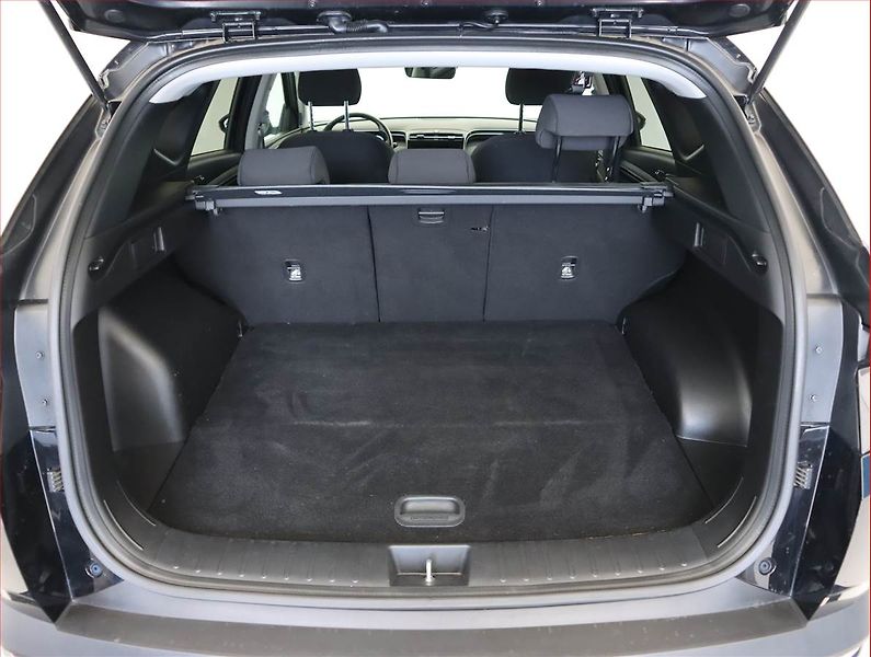 Hyundai Tucson (2021) 1.6 CRDi 48V MHEV - fotka 14 z 21