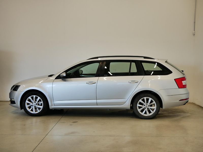 Škoda Octavia - fotka 3 z 21