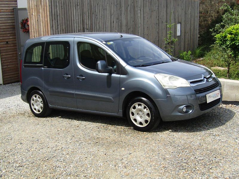 Citroën Berlingo (2009) 1.6 16V 66kW - fotka 1 z 37