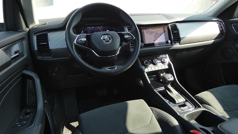 Škoda Kodiaq 2.0 TDI 110 kW Style 4x4 DSG - fotka 5 z 26