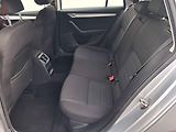 Škoda Octavia (2014) 2.0 TDi, ČR, Elegance - náhled 10