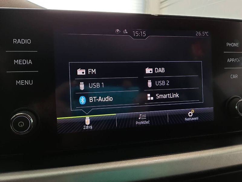 Škoda Scala (2022) 1.0 TSI (81kW/110k) Ambition - fotka 20 z 24