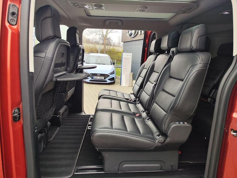 Peugeot Traveller 2.0 HDI/130kW L2 Bussines AUT - fotka 12 z 37