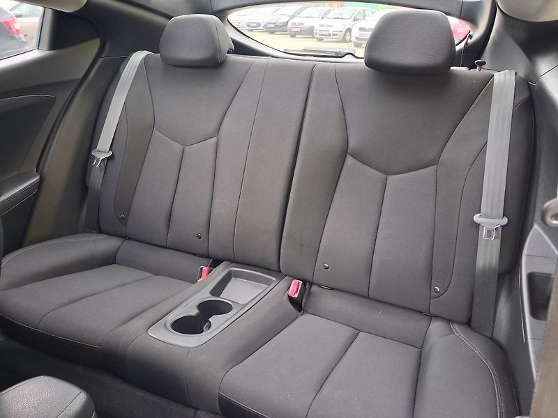 Hyundai Veloster (2011) 1,6GDi SERVISKA GARANCE 2xKOLA - fotka 15 z 43