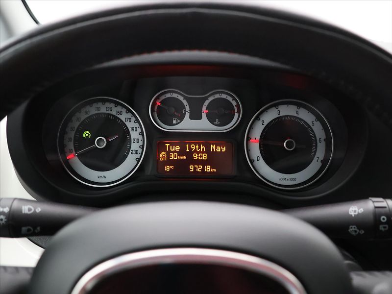 Fiat 500L 1,4 T-Jet 88kW Trekking Klima - fotka 15 z 28