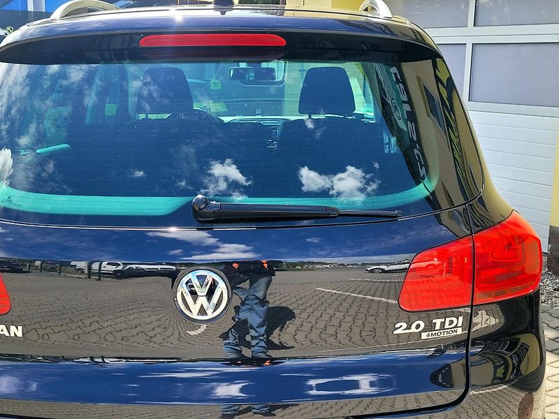 Volkswagen Tiguan 2,0 TDi DSG 4motion SERV.KNÍŽK - fotka 41 z 41