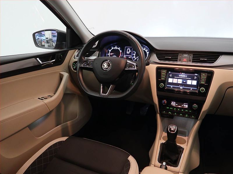 Škoda Rapid (2019) Spaceback 1.0 TSI, Serv.kniha - fotka 7 z 14