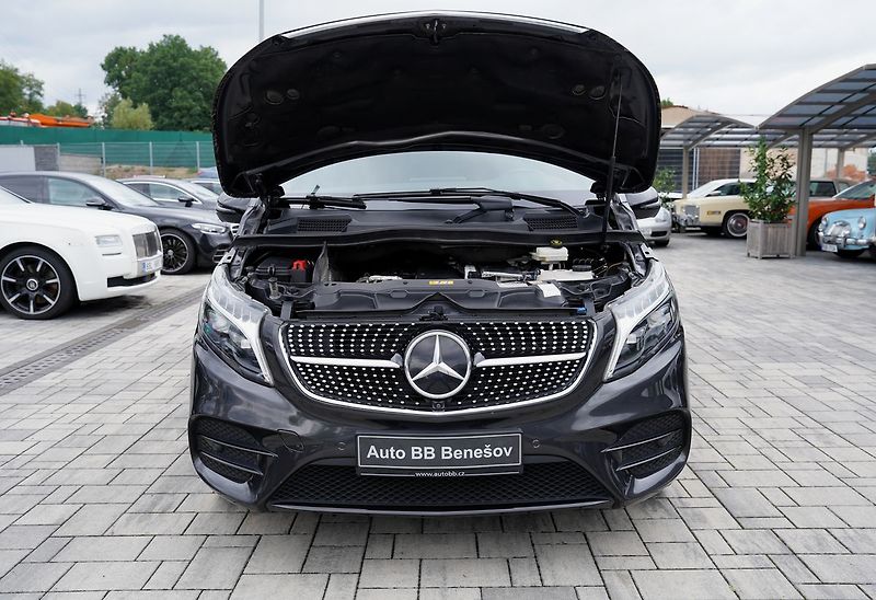Mercedes-Benz Třídy V V300dL AMG/Burm/ČR/240 PS/6mís - fotka 9 z 50