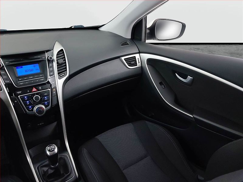 Hyundai i30 (2014) 1.6 MPI, ČR,1.maj, Serv.kniha - fotka 8 z 16