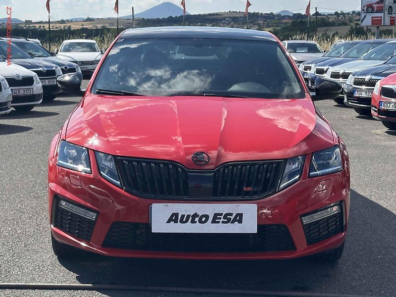 Škoda Octavia (2017) 2.0 TSI, ČR, RS, LED - fotka 2 z 17