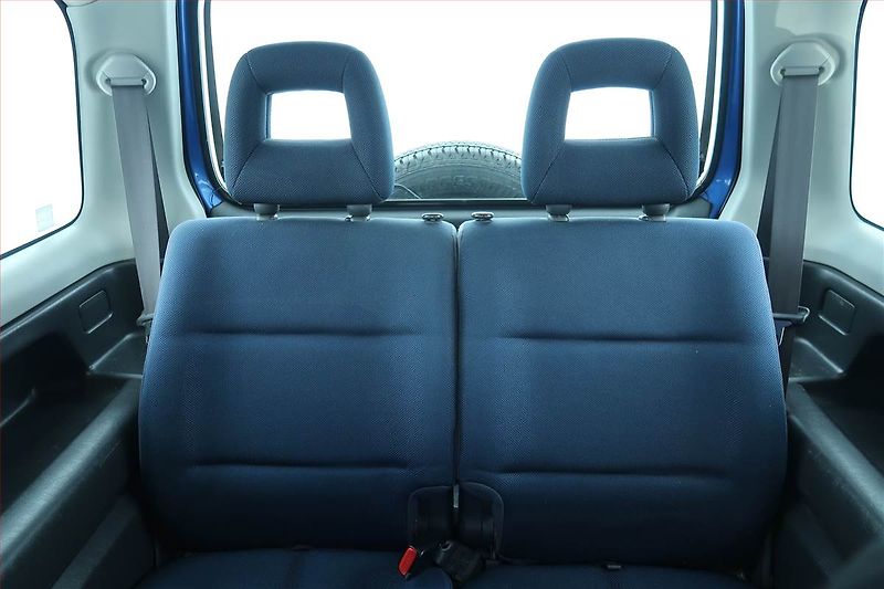 Suzuki Jimny (2003) 1.3 16V, 4X4, Vyhř. sedaček - fotka 10 z 18