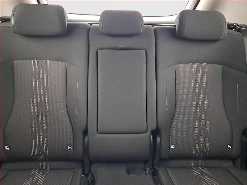 Kia Sportage (2023) Exclusive 1.6 T-GDI - fotka 10 z 18