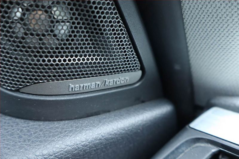 BMW Řada 3 (2015) 318 d, Automat, Serv.kniha - fotka 24 z 27
