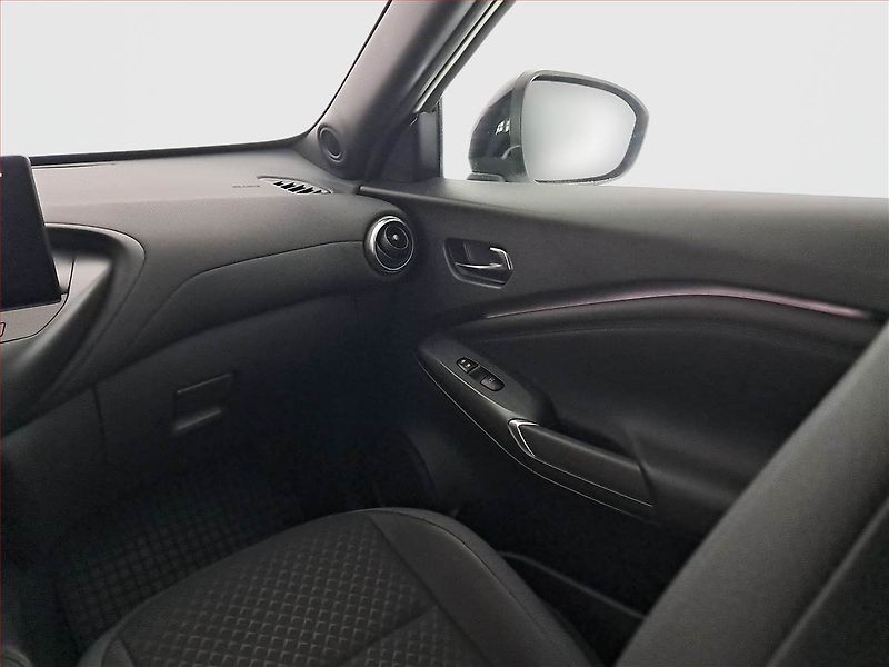 Nissan Juke (2024) N-Connecta 1.6 Hybrid - fotka 8 z 20