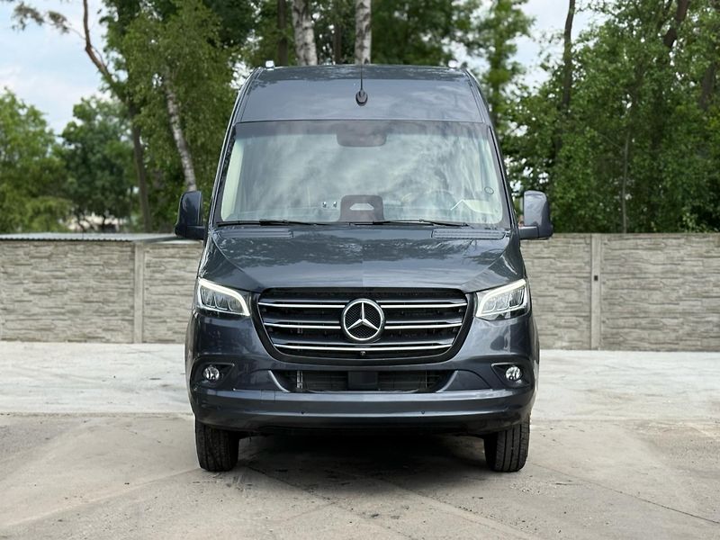 Mercedes-Benz (2025) Sprinter 519 CDI XXL Panorama - fotka 2 z 12