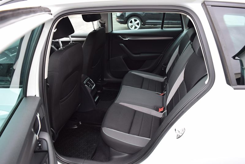 Škoda Octavia (2016) 2.0TDI 110kw ED. JOY BIXEN TAŽ - fotka 14 z 48