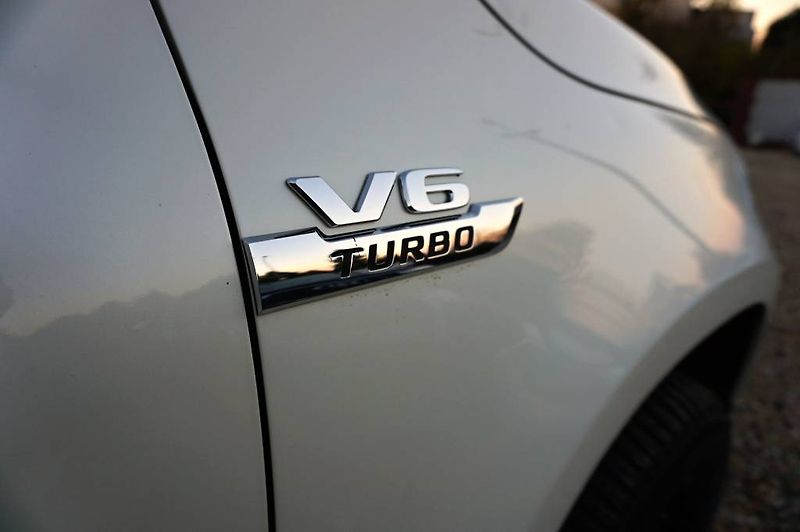 Mercedes-Benz Třídy X (2019) 3,0 V6 TURBO 190 kW - fotka 14 z 44