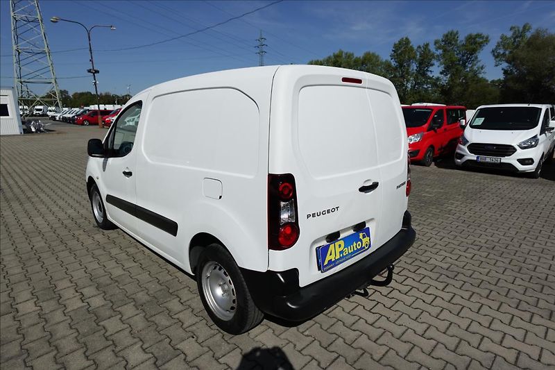 Peugeot Partner 1,6 HDI  KLIMA SERVISKA - fotka 9 z 25