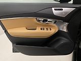 Volvo XC90 T8 AWD RECHARGE REZERVACE - náhled 7