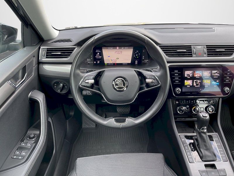 Škoda Superb (2021) 2.0 TDI 147 kW DSG 4x4 Style P - fotka 6 z 35