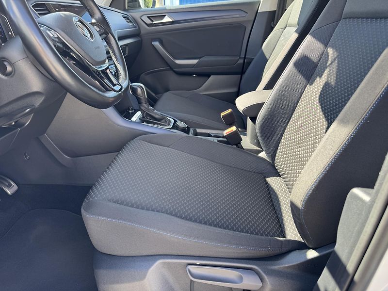 Volkswagen T-Roc (2020) 2.0TDI 110Kw4x4 United Webasto - fotka 17 z 22