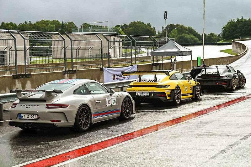 Sedmdesátiletý Jaroslav Mikoláš vyhrál celý německý seriál Porsche PCC Pro. Foto: se svolením J. Mikoláše