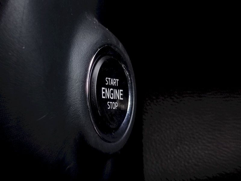Škoda Karoq (2022) SportLine + 1,5 Tsi 110 Kw - fotka 31 z 36