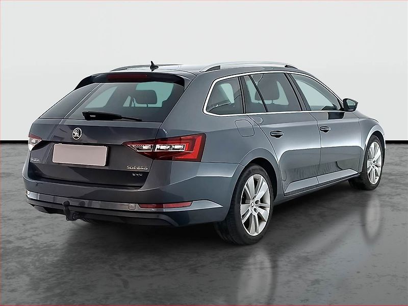 Škoda Superb (2015) 2.0 TDI 4x4, 4X4, Kůže, Navi - fotka 5 z 24