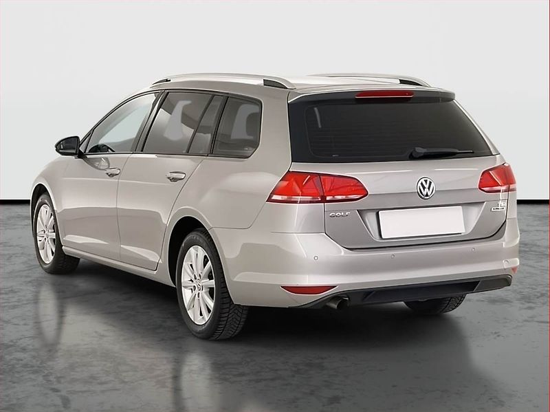 Volkswagen Golf (2015) Comfortline 1.2 TSI, Automat - fotka 4 z 22