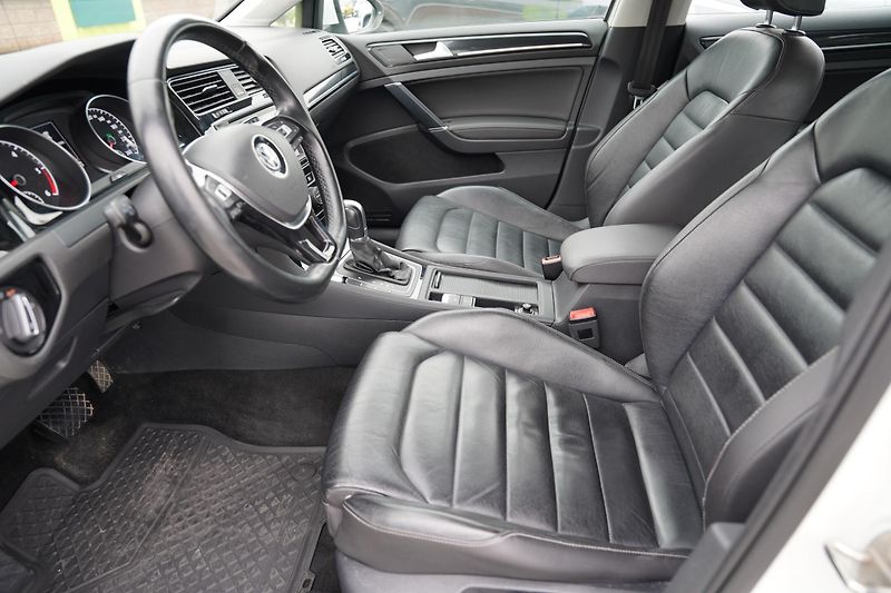 Volkswagen Golf - fotka 10 z 21