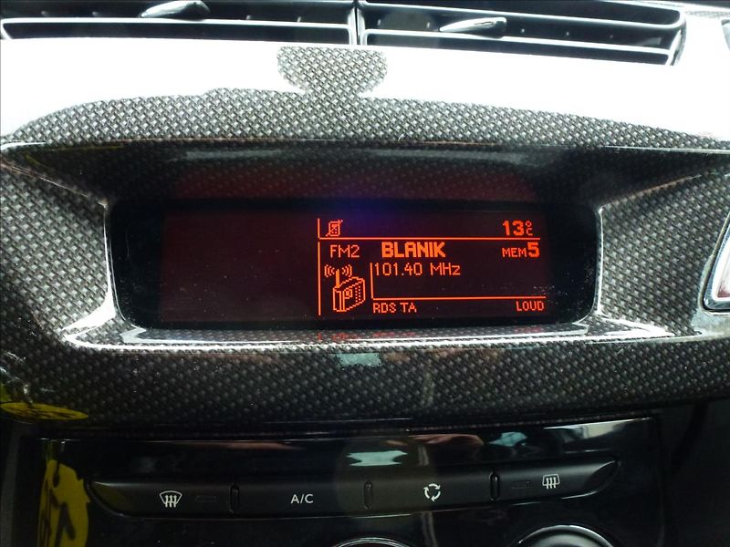 Citroën DS3 1,6 16V VTi THP SportChic - fotka 35 z 51